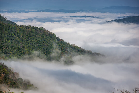 景迈山云海日出自然风光