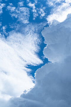 蓝天白云背景设计