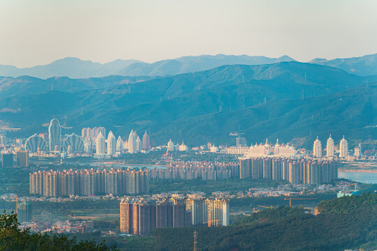 高山俯拍西双版纳景洪市