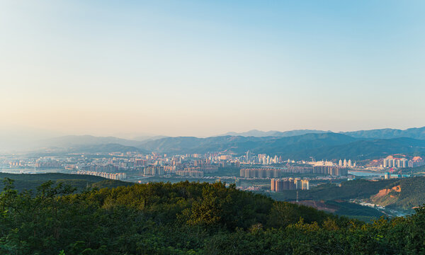 高山俯拍西双版纳景洪市