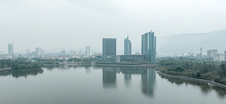 烟雨临沧