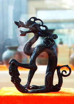 金元文化铜座龙