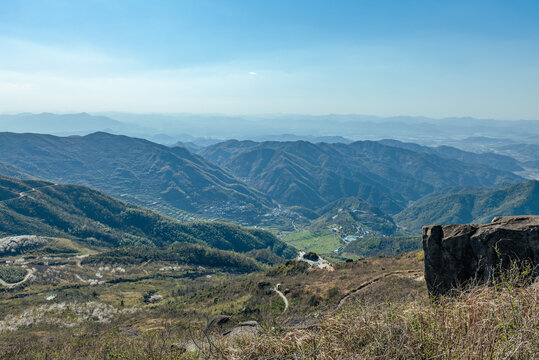 覆卮山