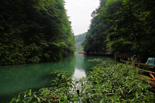 张家界大峡谷蓝月谷