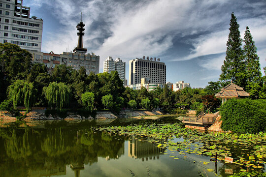 郑州紫荆山公园