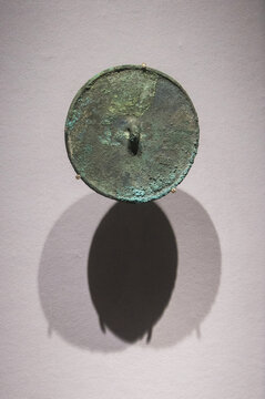 新疆文物铜镜