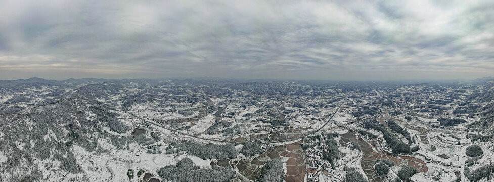 美丽乡村田园丘陵山川农田雪景