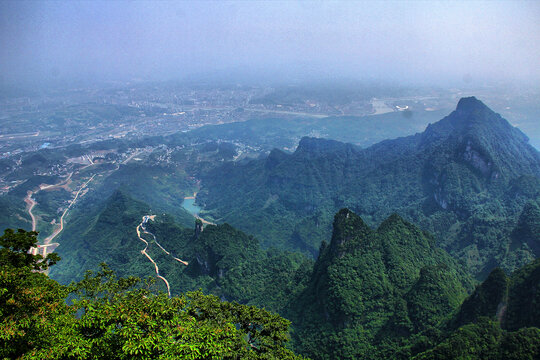 天门山远眺