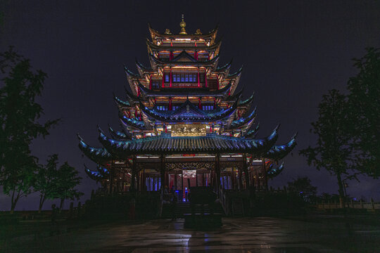 鸿恩阁夜景