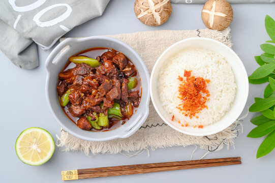 红烧牛肉饭