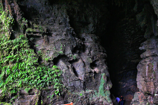 张家界大峡谷洞穴