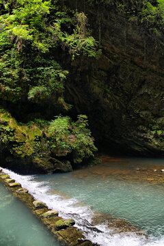 张家界大峡谷水流