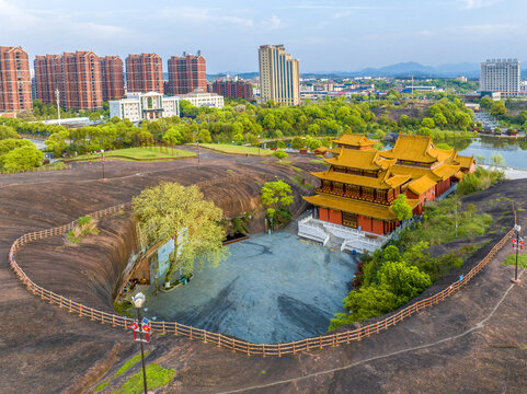 鹰潭月岩寺