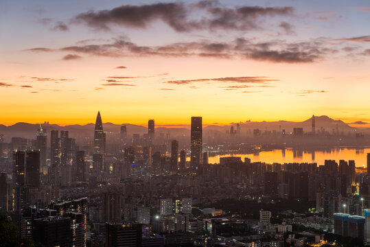 深圳南山日出全景