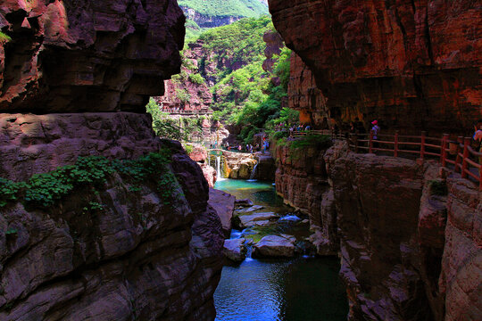 太行山云台山红石峡峡谷