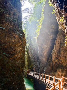 黑山谷