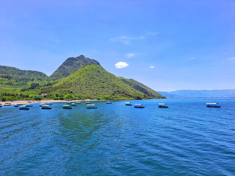 云南抚仙湖山水美景