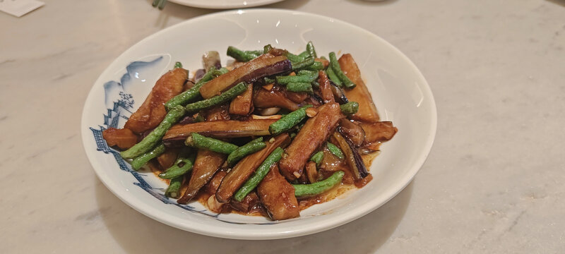 茄子烧豆角