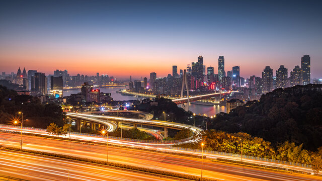 城市光轨夜景