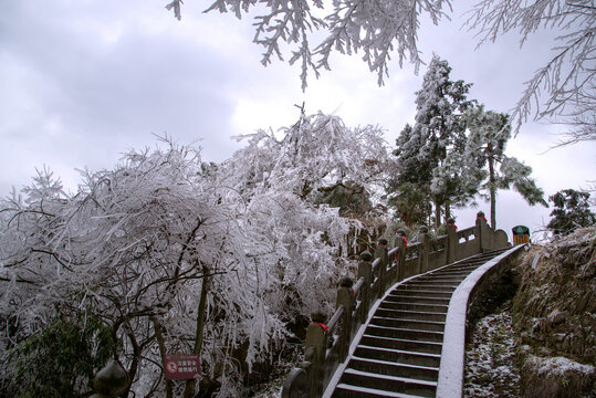 武当山南岩宫石阶