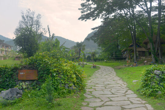 贵州黔南荔波瑶山古寨古老疆域门