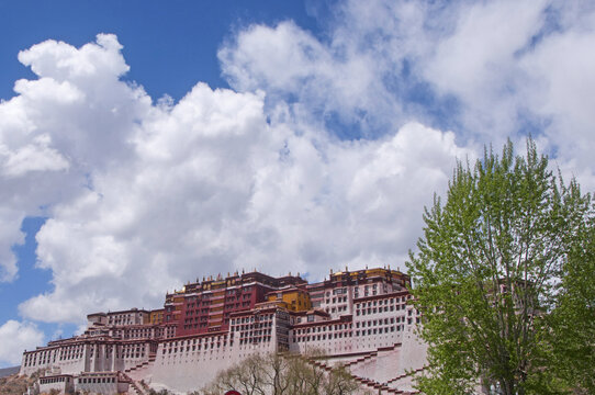 西藏地标布达拉宫