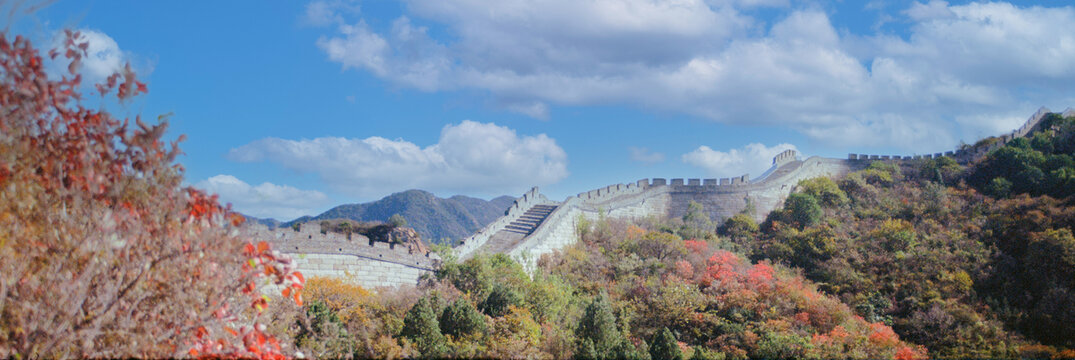 北京八达岭长城秋景