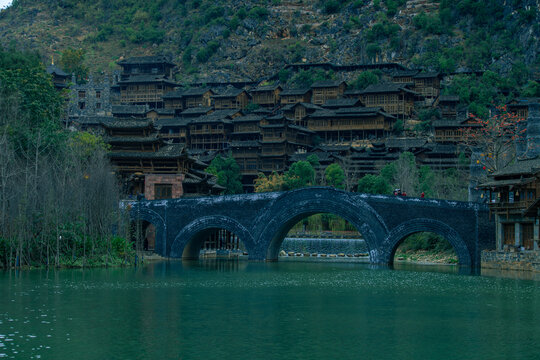 峰林布依景区