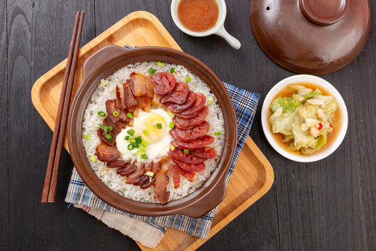 腊味鸡蛋煲仔饭