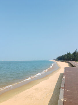 海南海口西海岸海边