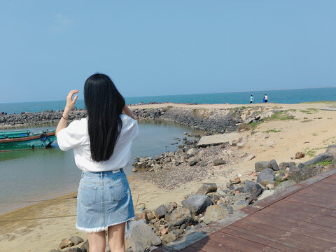 海边沙滩栈道