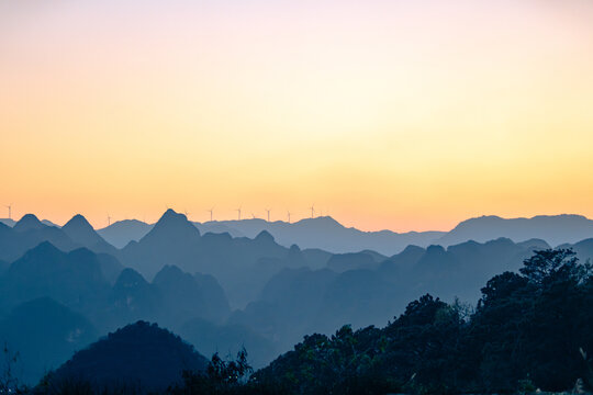 万峰林傍晚风景