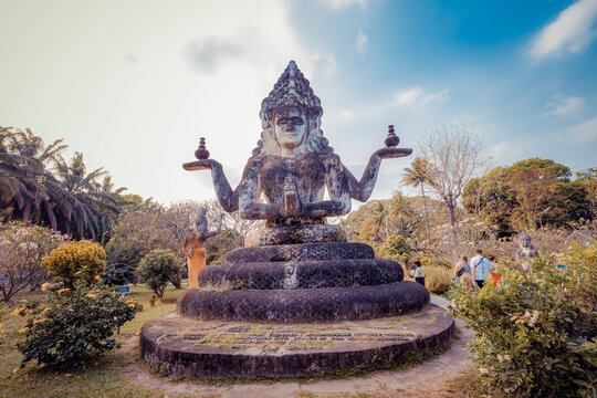 老挝佛像公园