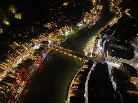 贵州镇远古镇夜景