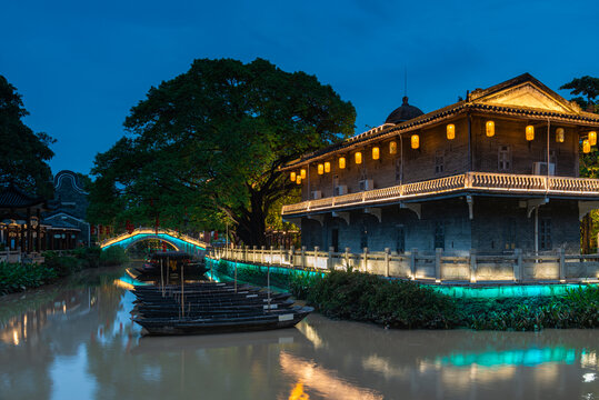 南沙东涌水乡风情街建筑夜景