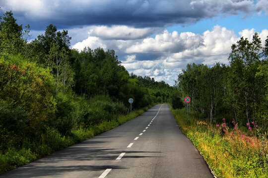 阿尔山草原公路