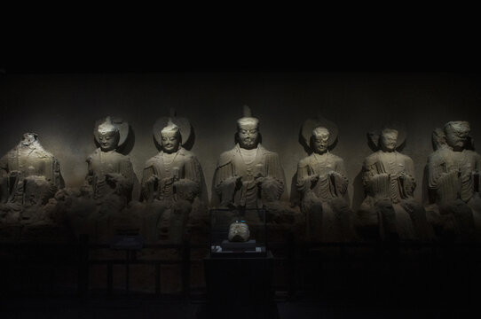 艾旺寺泥塑像释迦牟尼及六弟子