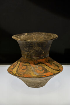 新石器时代陶寺文化彩绘陶壶
