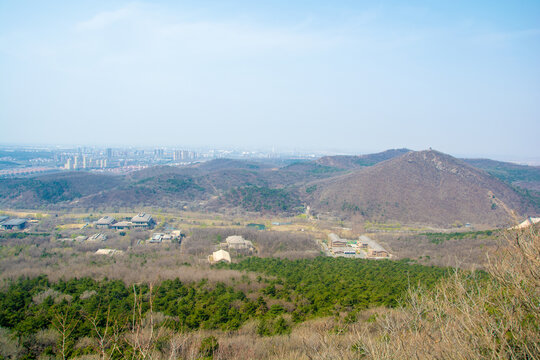 山顶远眺