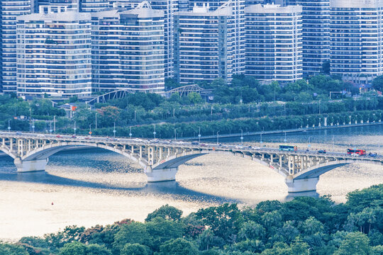 柳州壶东大桥与柳江滨水城市风光