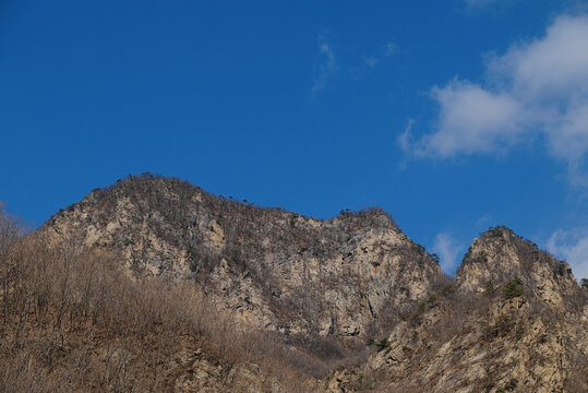 高山峻岭