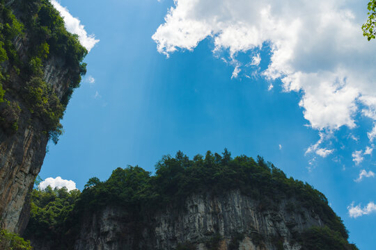 重庆武隆后坪乡天坑群景观