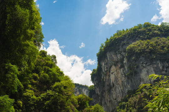 重庆武隆后坪乡天坑群景观