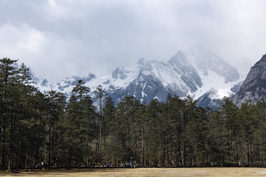 玉龙雪山