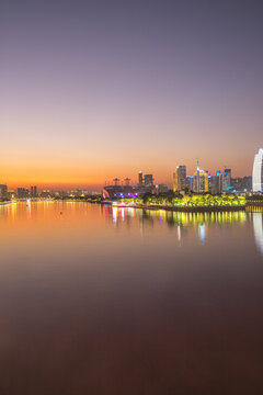 广州珠江广州塔夜景灯光