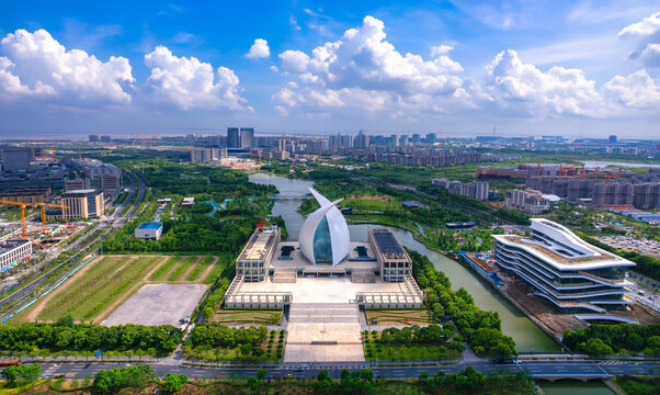 上海临港新城中国航海博物馆