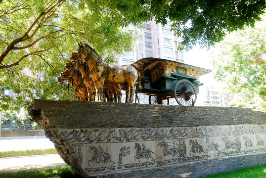 铜车马雕塑
