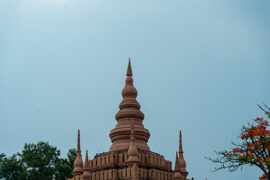 西双版纳傣式建筑
