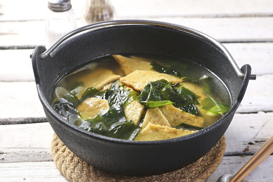 韩式料理经典海带鱼饼汤类