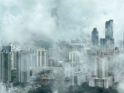 雨后深圳城市建筑风光